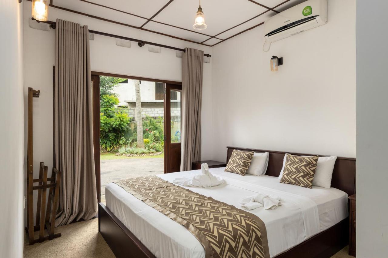 Surveyor'S Residence Bungalow Kandy Exterior photo